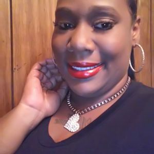 Meet your Posher, Darnisha